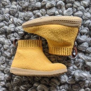 Hey folks warm knit voyageur